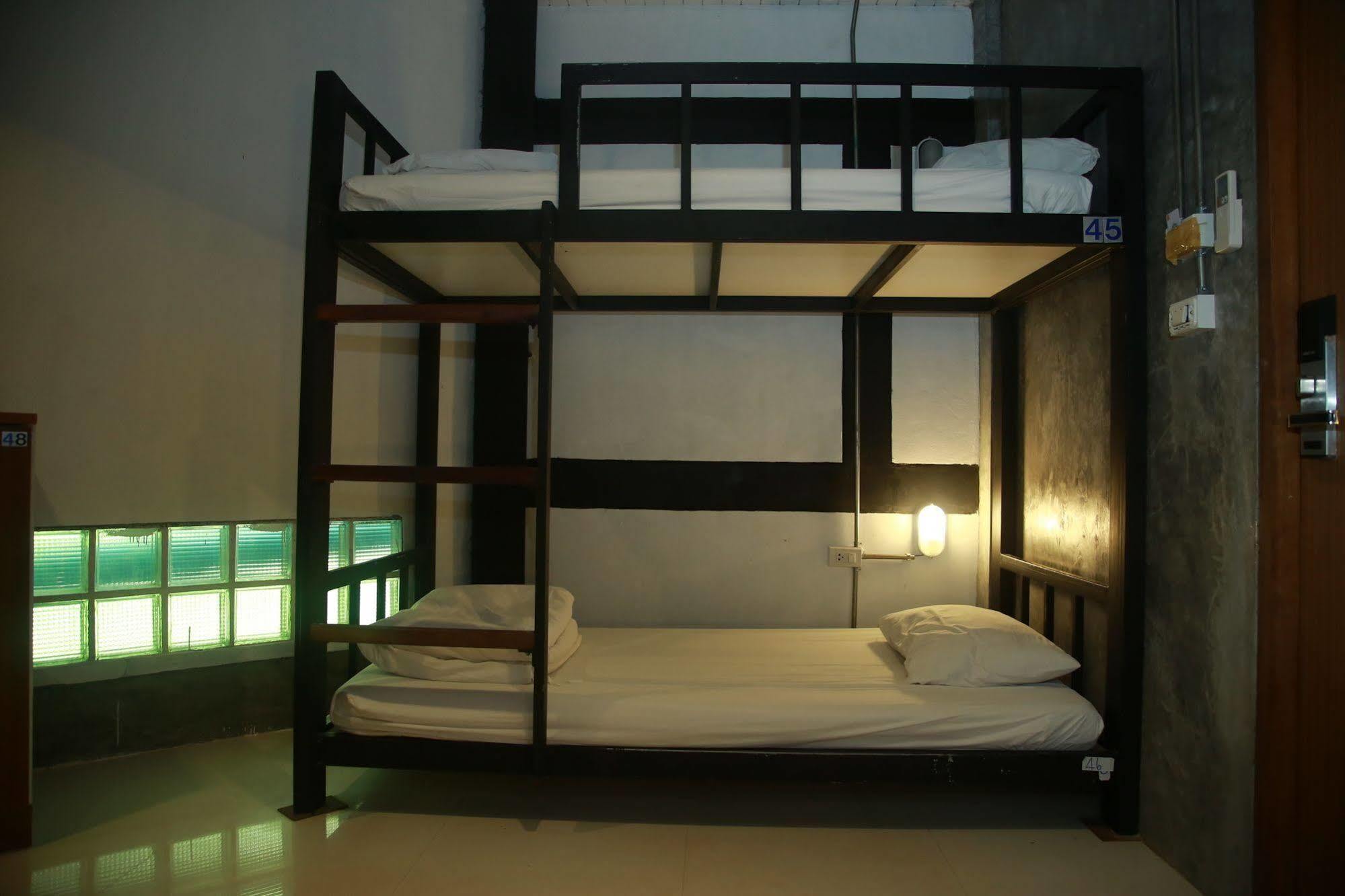 Oyo 585 Freedom Hostel @ Phi Phi Εξωτερικό φωτογραφία