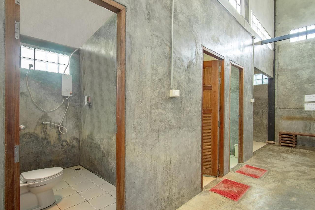 Oyo 585 Freedom Hostel @ Phi Phi Εξωτερικό φωτογραφία